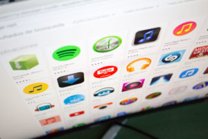 Delete Applications on Android