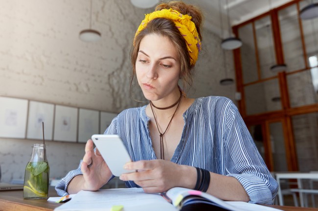 Women Reading Popular Tech Blogs